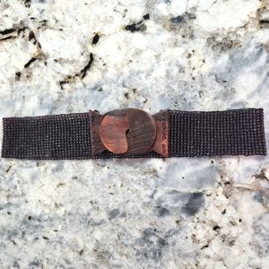 ⬇️EUC Purple Beaded and Wooden Belt